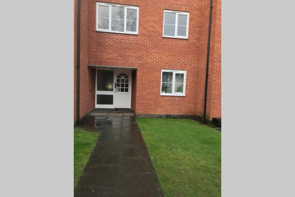 The Regency Entire 1 Bedroom Flat Accomodation Leicester Extérieur photo