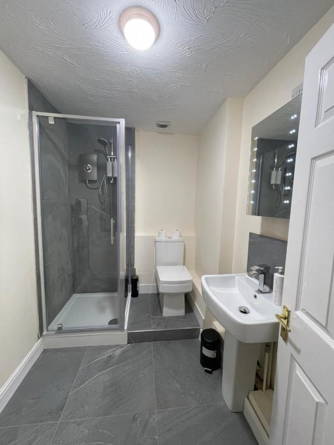 The Regency Entire 1 Bedroom Flat Accomodation Leicester Extérieur photo